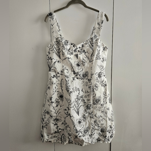 NWT Club Monaco Size 8 Mini Toile Dress